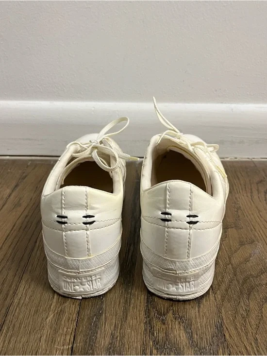 Converse One Star Platform Sneakers in White Patent Leather - Picture 5 of 6